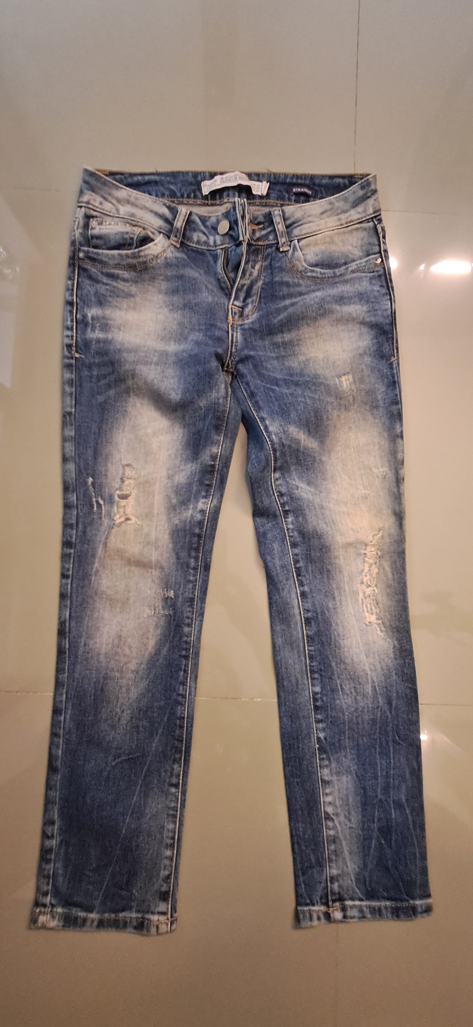 Zara TRF Women's Blue Distressed Straight Fit Jeans