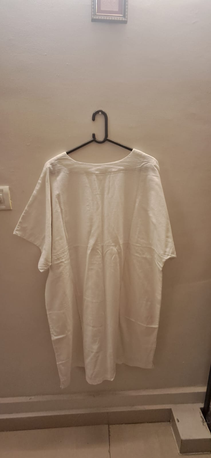 Anokhi Women's White Cotton Loose Fit Tunic Top