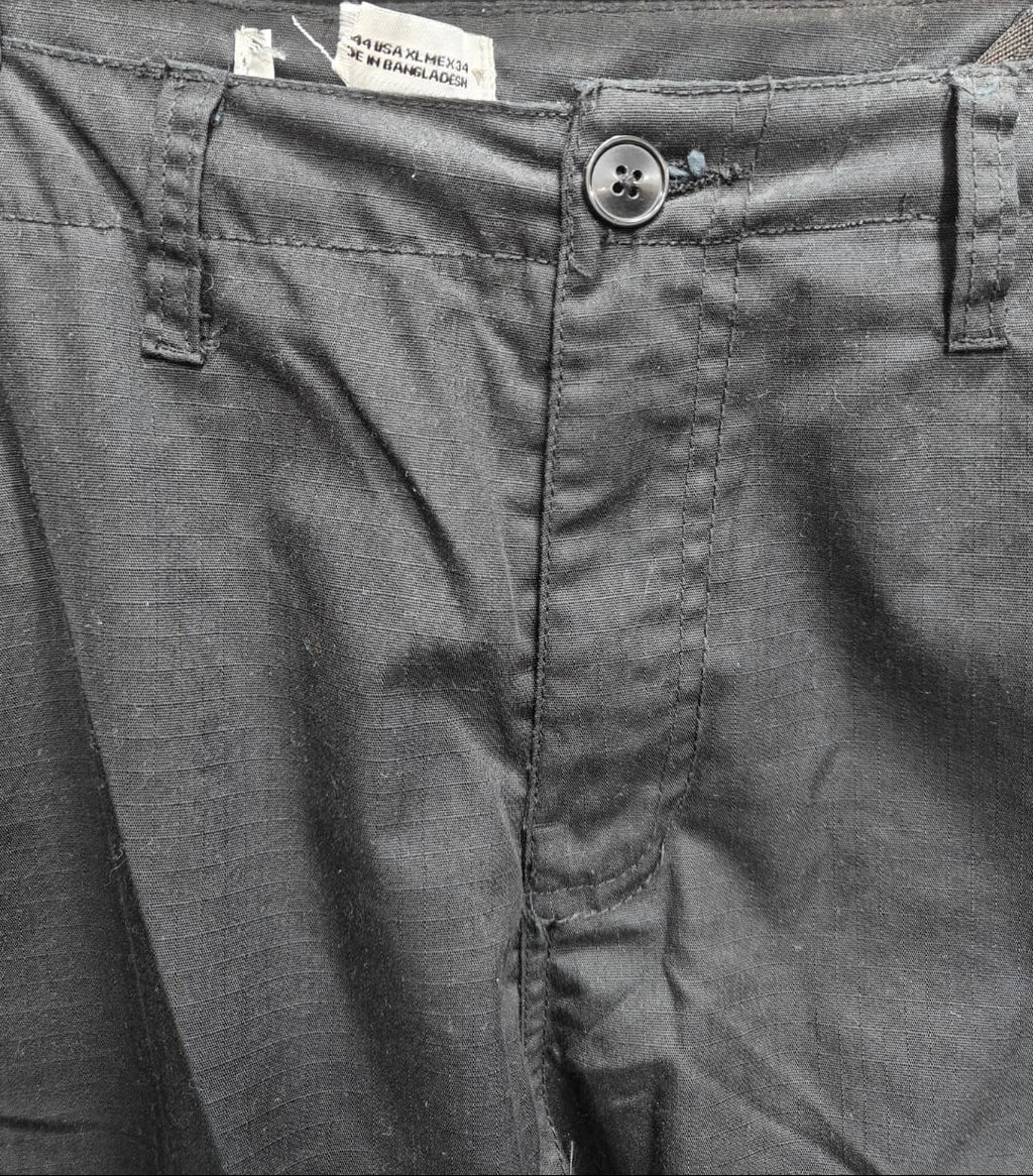 Men's Black Regular Fit Cargo Pants