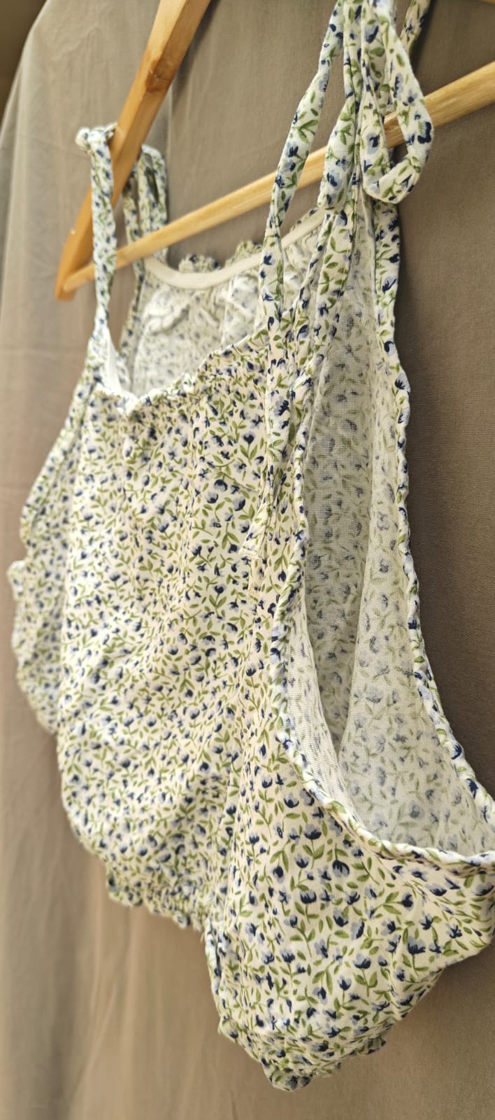 H&M Divided Floral Tie-Strap Crop Top