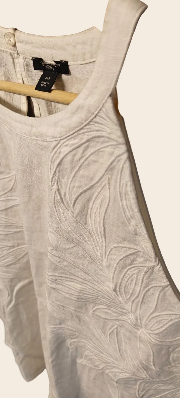 A.N. Petite Women's Off-White Embroidered Halter Neck Sleeveless Top