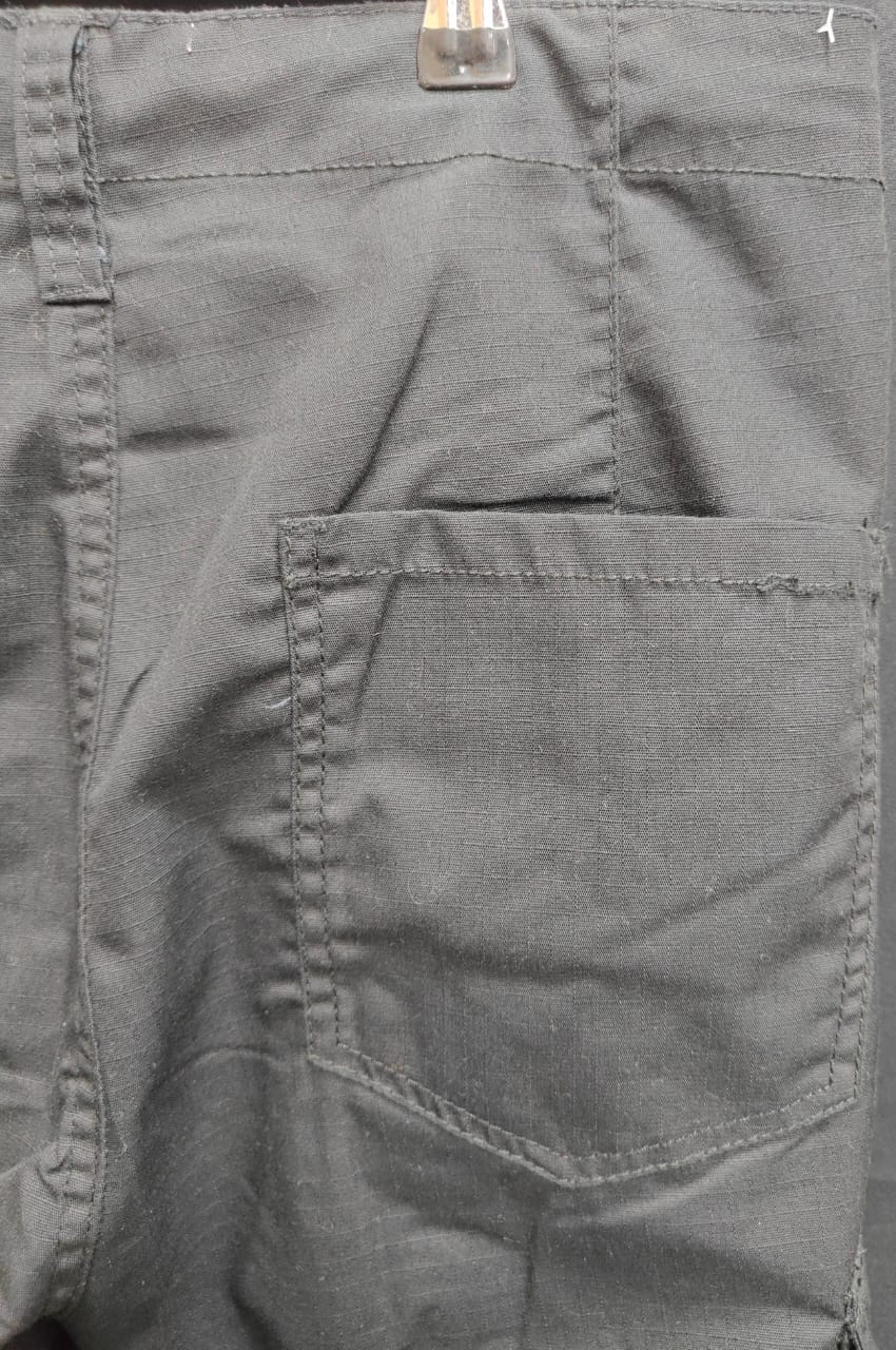 Men's Black Regular Fit Cargo Pants