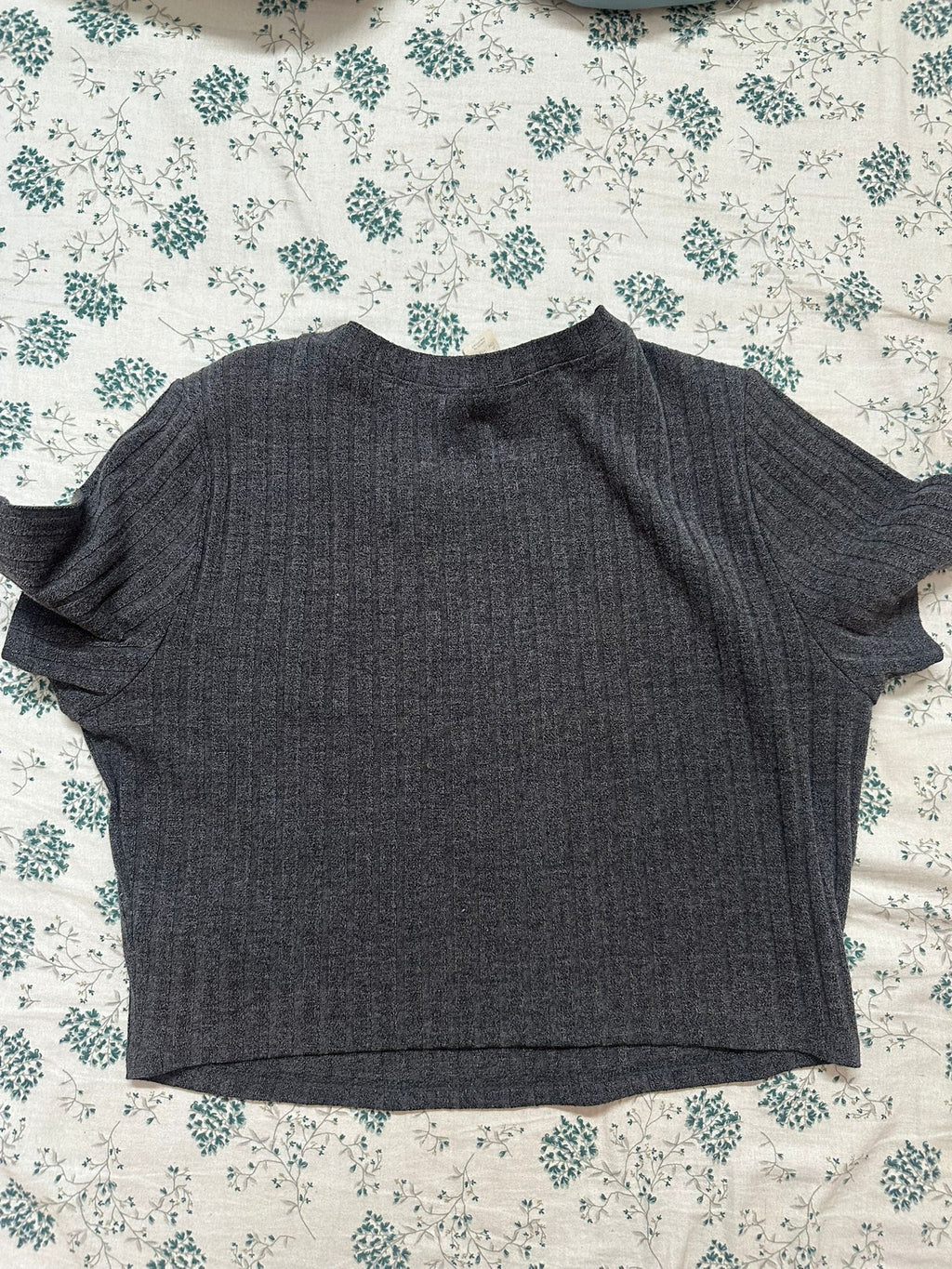 Forever 21 Women's Dark Grey Ribbed Short Sleeve Top