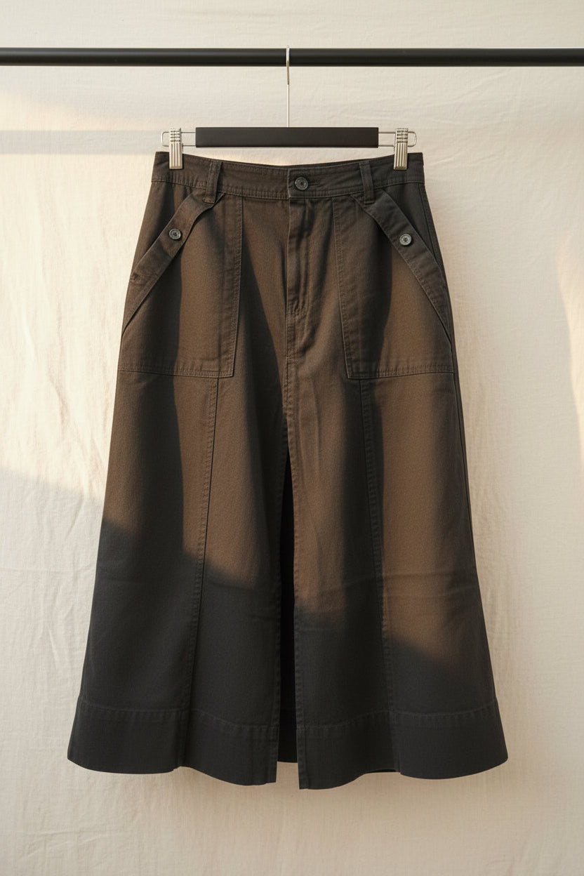 Bene kleed Black Denim A-Line Midi Skirt with Pockets