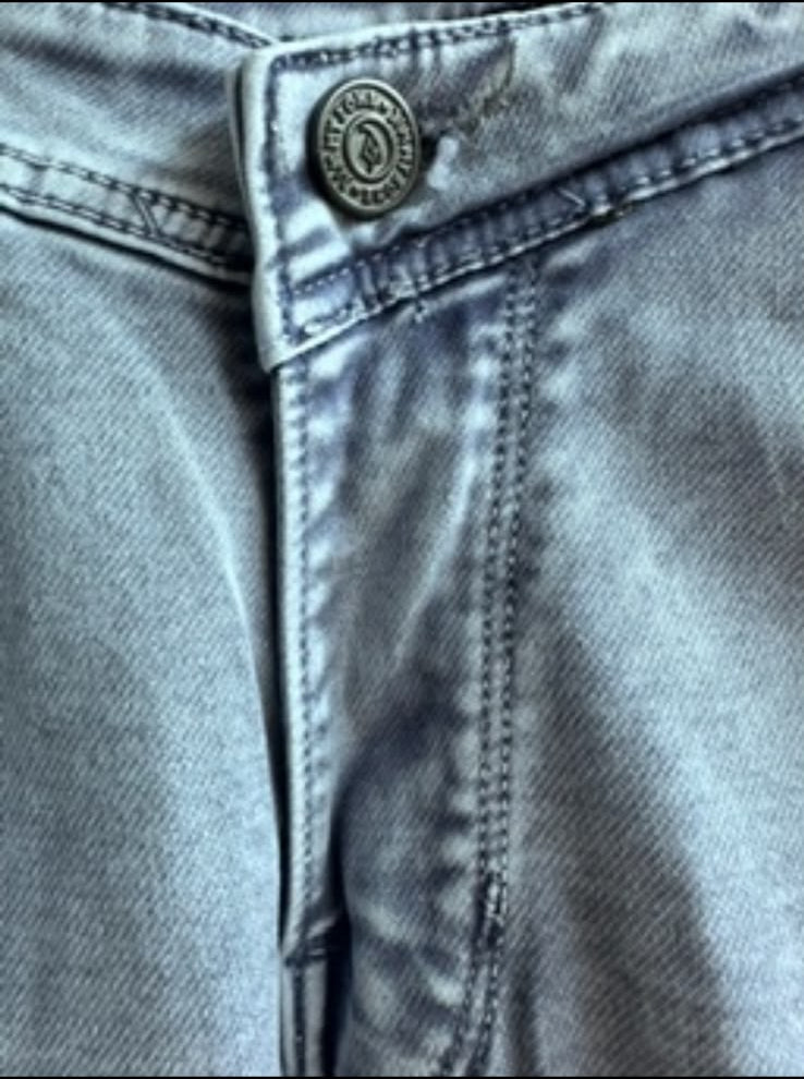 Jimmy Zone Men's Light Blue Skinny Fit Denim Jeans - Size 32