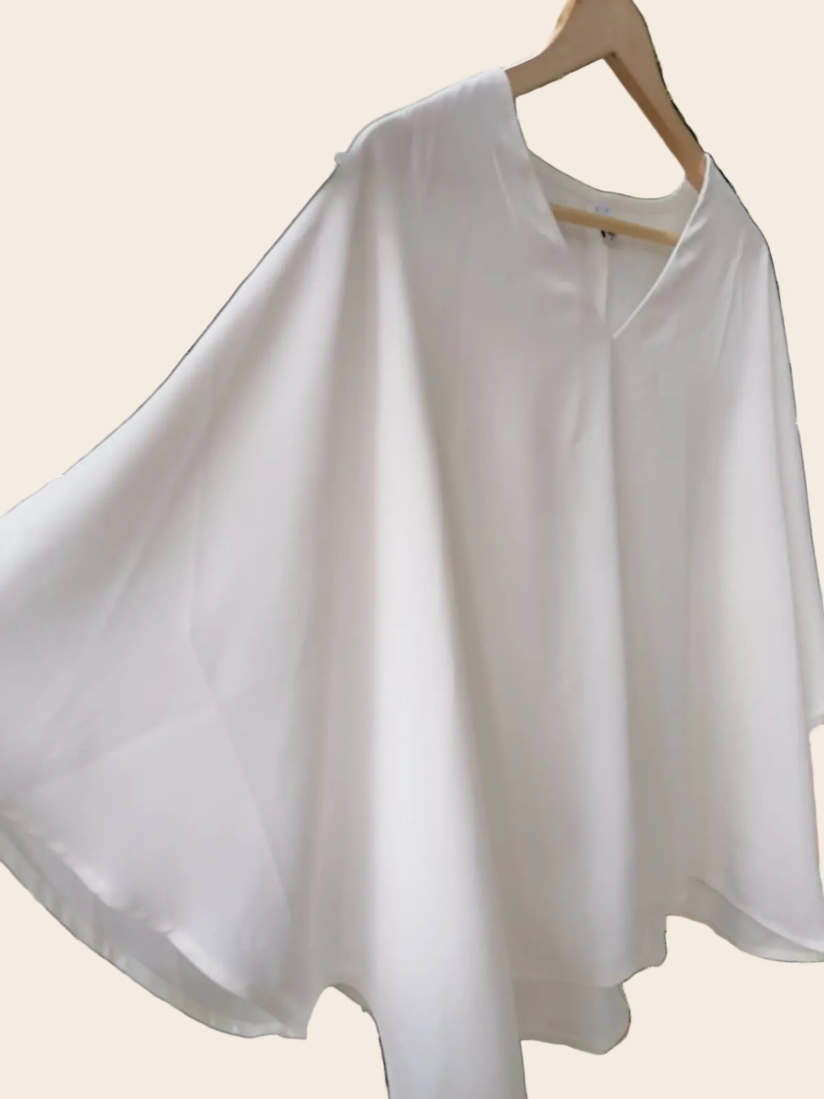 zee Women's White V-Neck Dolman Sleeve Blouse