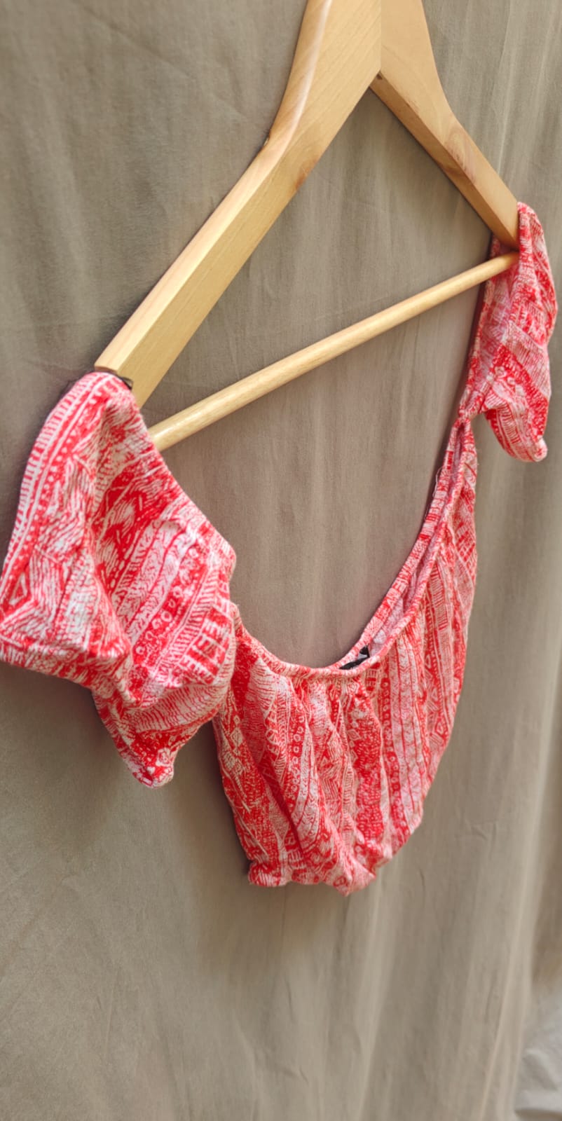 Forever 21 Red & White Patterned Off-Shoulder Crop Top