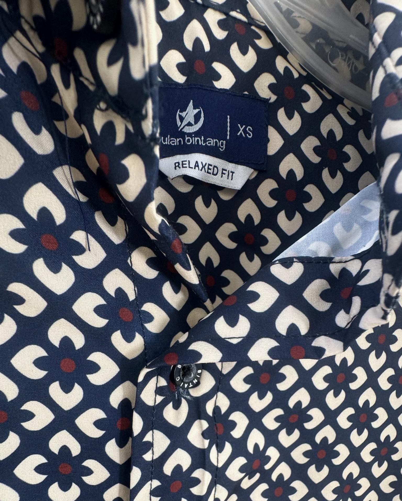 Bulan Bintang Men's Relaxed Fit Short Sleeve Patterned Shirt