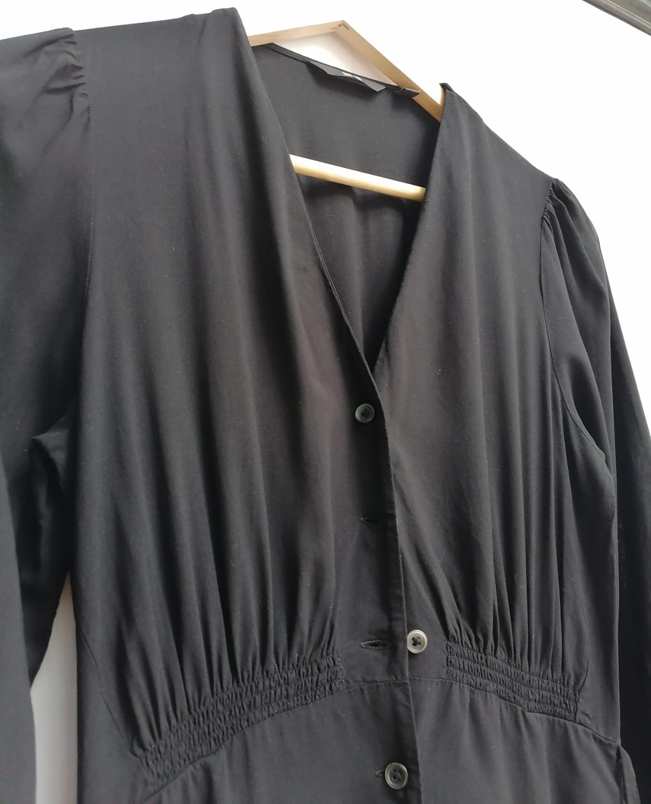 UNIQLO Black V-Neck Long Sleeve Shirred Waist Midi Dress