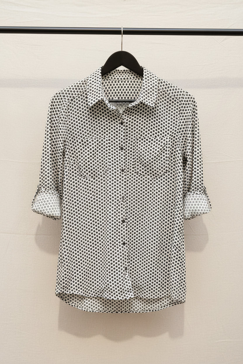Women's Black and White Diamond Print Long Sleeve Button-Up Shirt