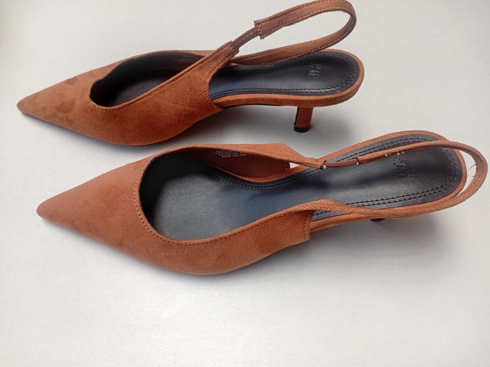 H&M Women's Brown Suede Pointed Toe Slingback Heels