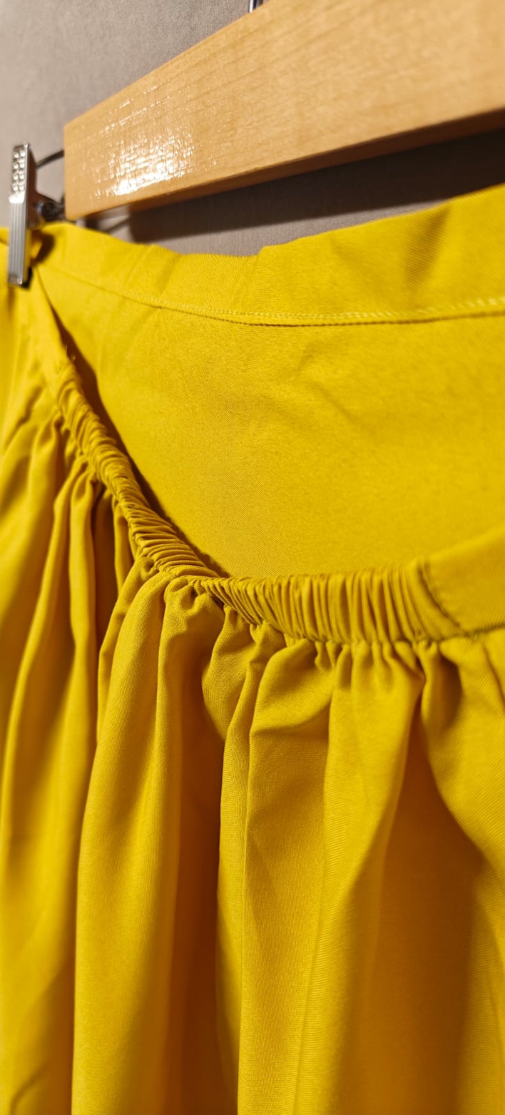 Women's Yellow Elastic Waist Relaxed Fit Maxi Skirt