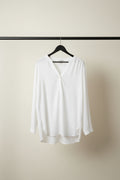 Old Navy Women's White Long Sleeve V-Neck Tunic Top
