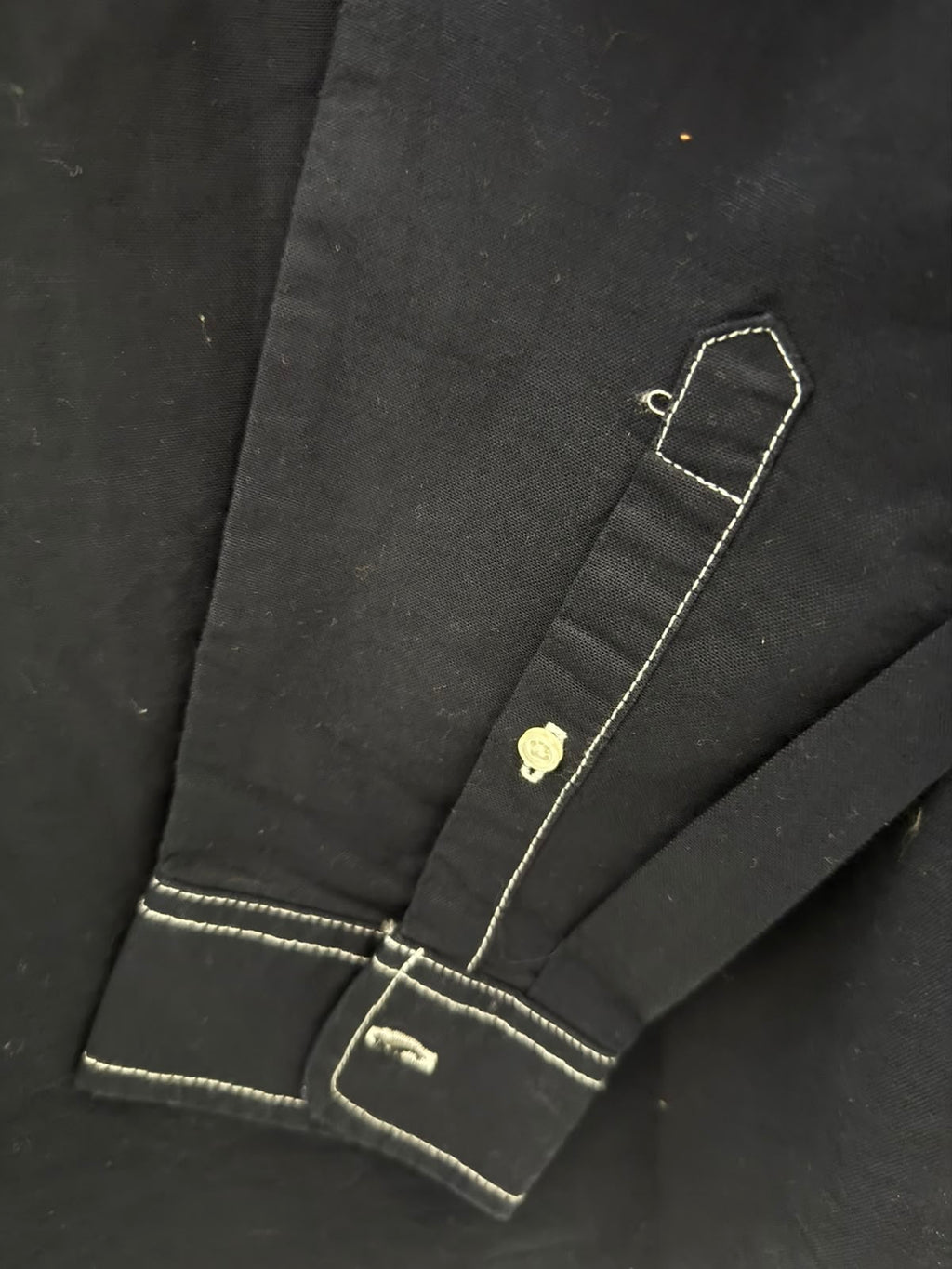 Diverse Men's Navy Blue Slim Fit Long Sleeve Shirt with Contrast Stitching
