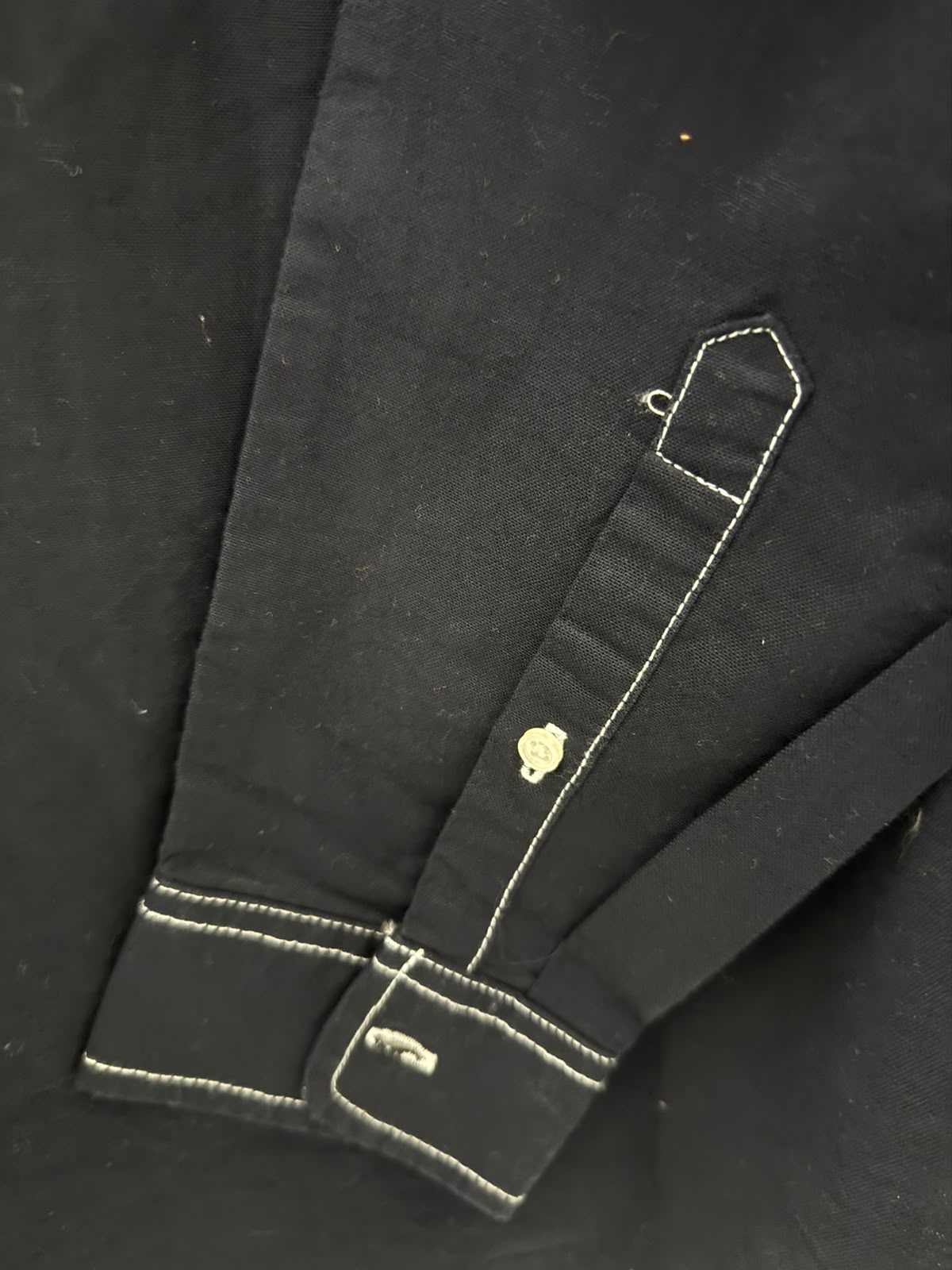 Diverse Men's Navy Blue Slim Fit Long Sleeve Shirt with Contrast Stitching