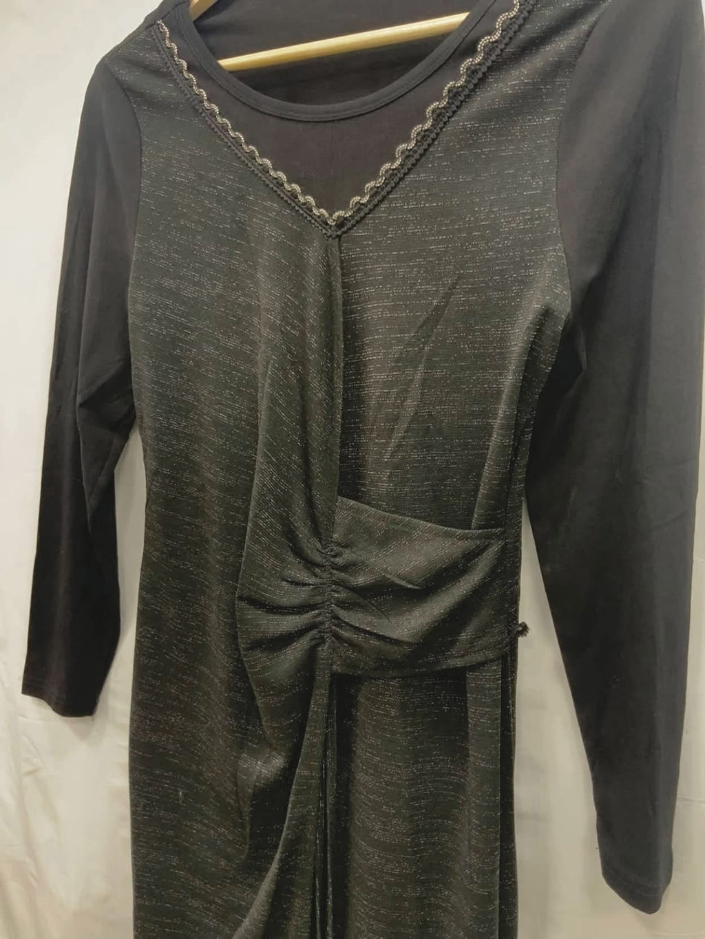 Women's Black Shimmer Long Sleeve Ruched Midi Dress