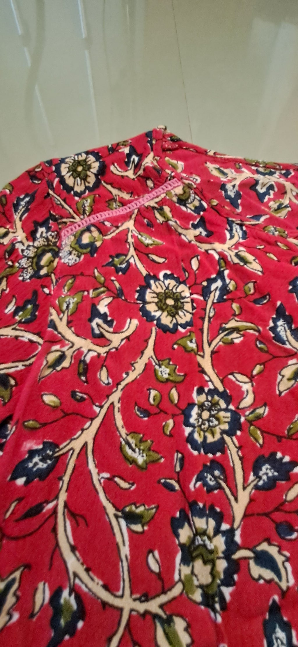 Women's Red Floral Print Long Sleeve Casual Top