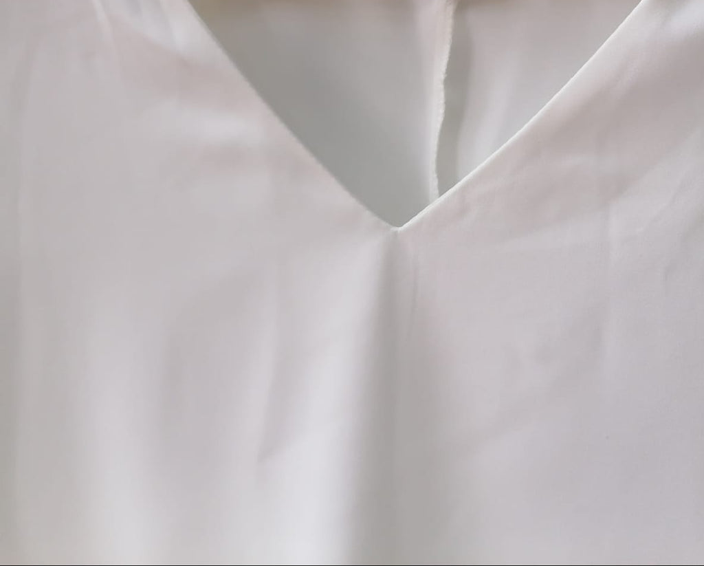 zee Women's White V-Neck Dolman Sleeve Blouse