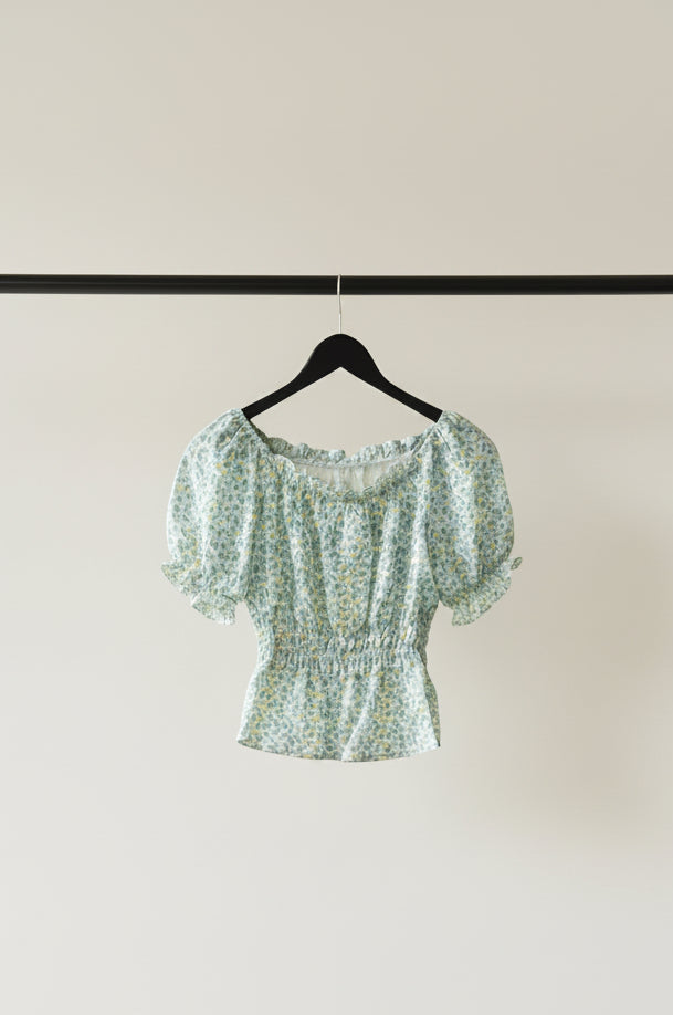 Yao hang FASHION Women's Floral Off-Shoulder Ruffled Crop Top