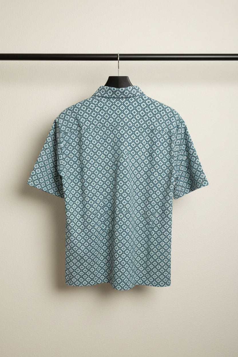 Bulan Bintang Men's Relaxed Fit Geometric Pattern Short Sleeve Shirt