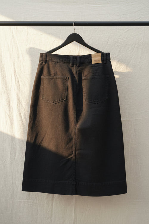 Bene kleed Black Denim A-Line Midi Skirt with Pockets