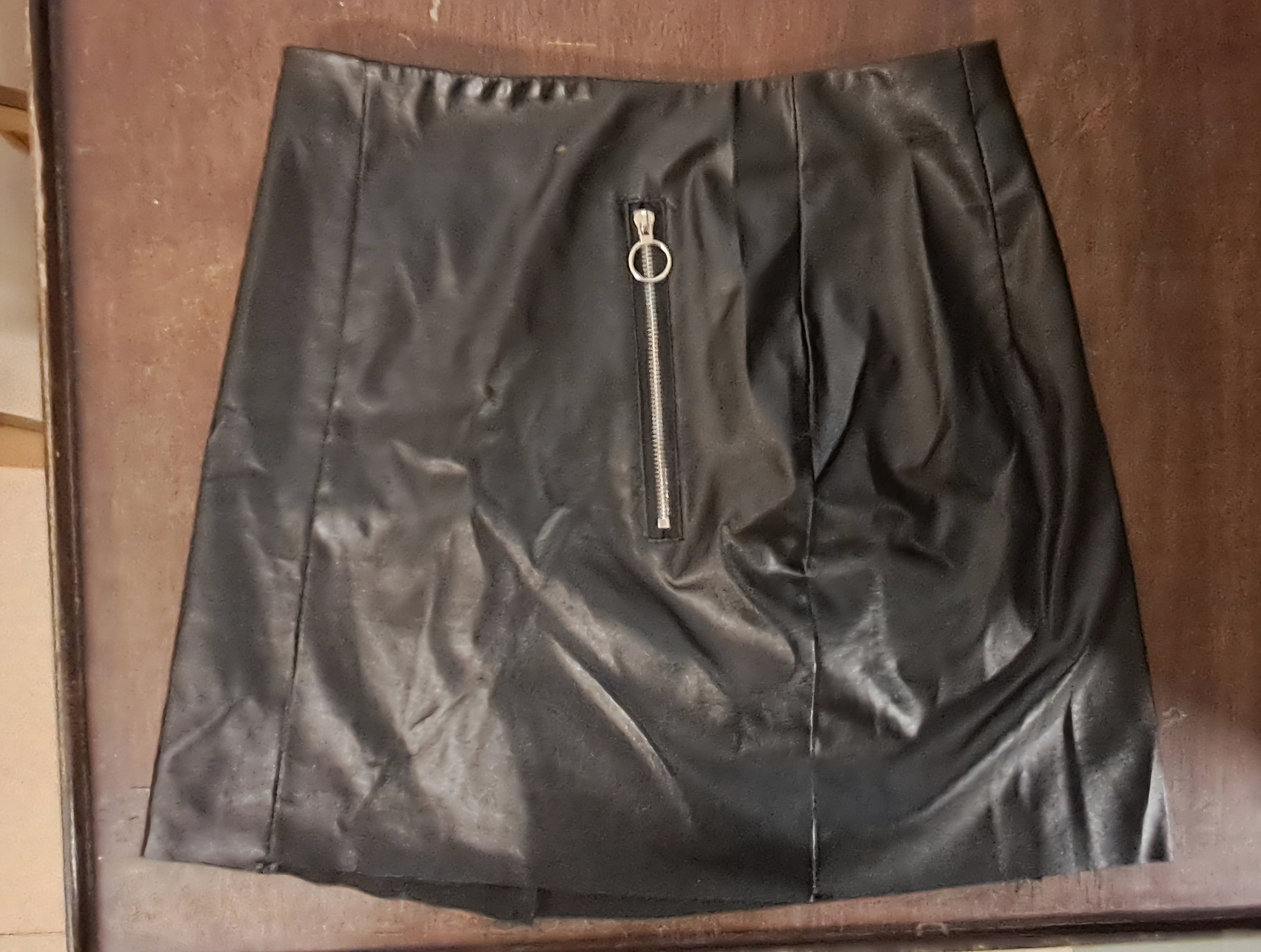 SHEIN Women's Black Faux Leather Mini Skirt with O-Ring Zipper