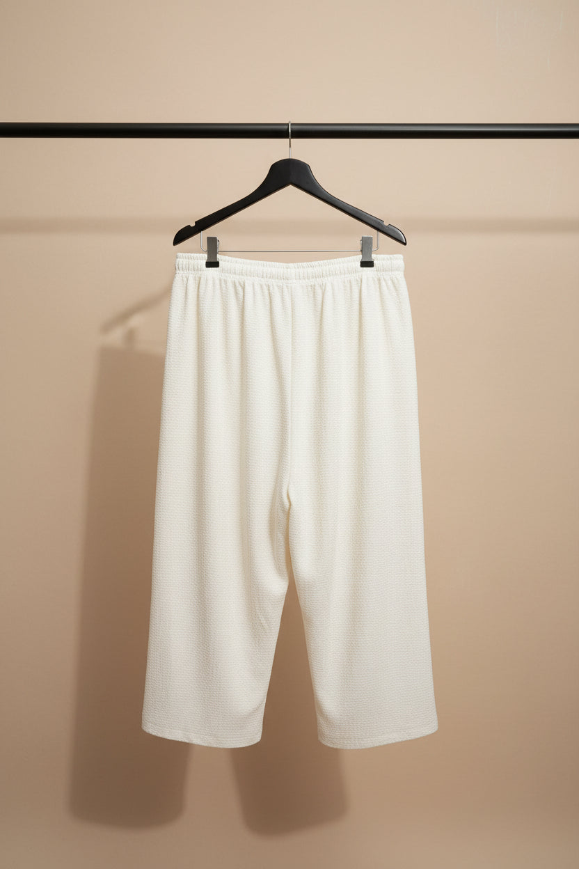 Women's Off-White Textured Wide Leg Trousers