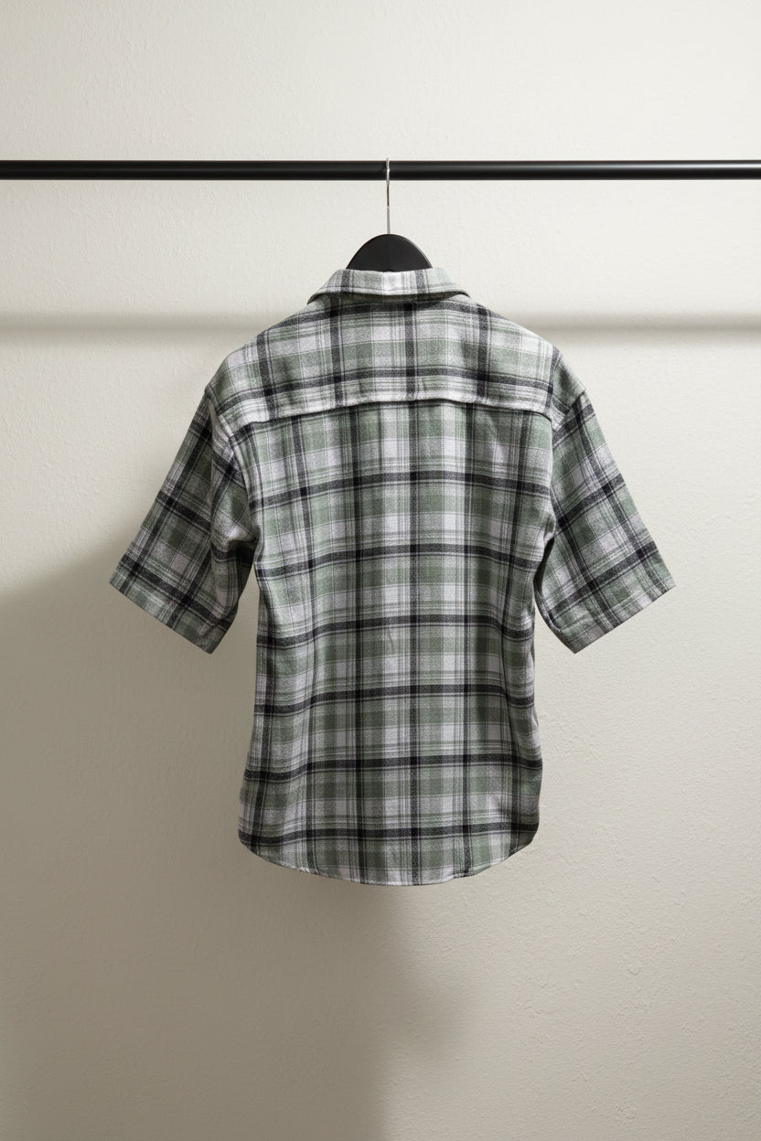 M7 Men's Green & White Plaid Half Sleeve Casual Shirt