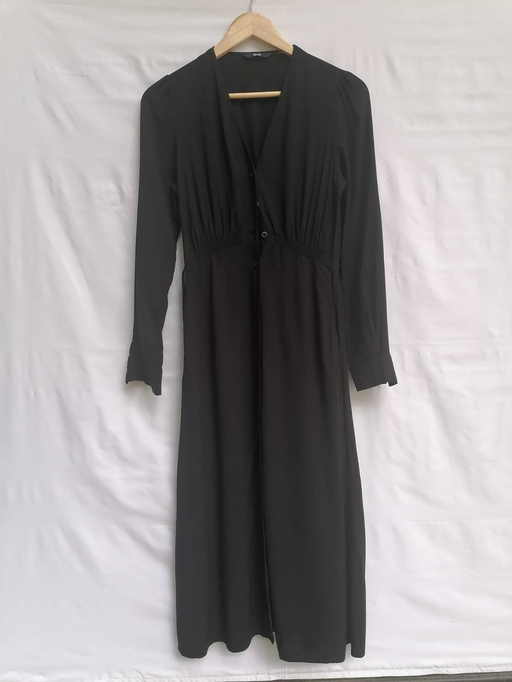 UNIQLO Black V-Neck Long Sleeve Shirred Waist Midi Dress