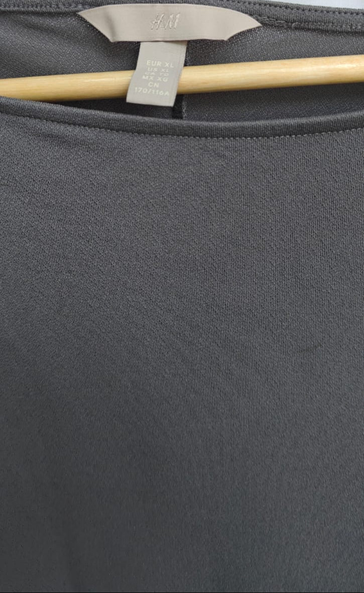 H&M Women's Dark Grey Dolman Sleeve Relaxed Fit Top
