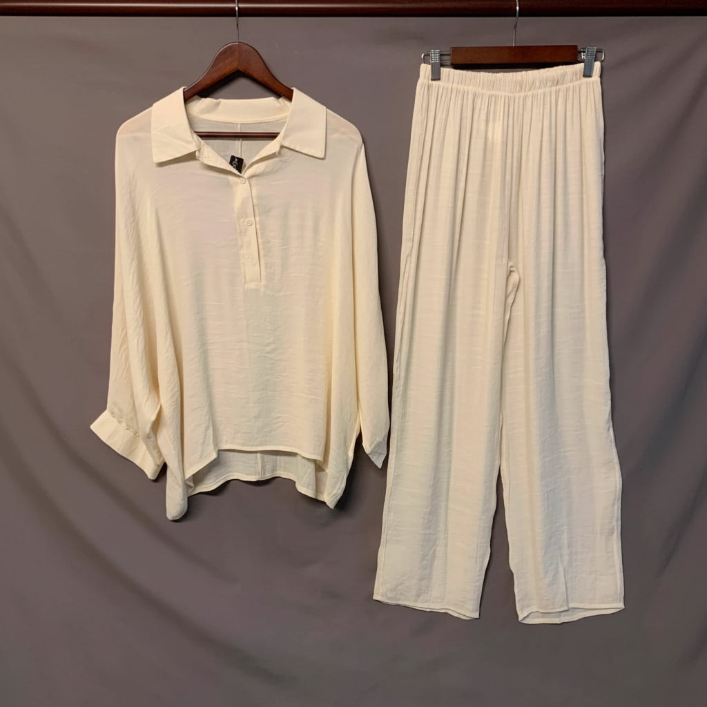Curves Women's Cream Collared Loose Fit Top and Wide-Leg Pants Co-ord Set