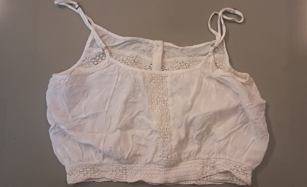 WEGO AMUSE White Sleeveless Crop Top with Lace Detail