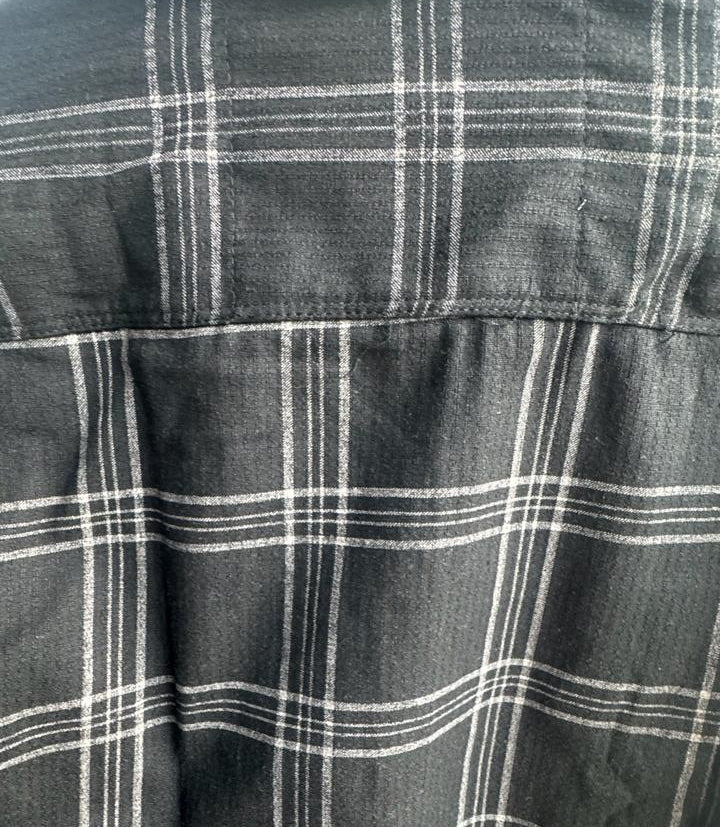 Men's Black Plaid Slim Fit Long Sleeve Casual Shirt