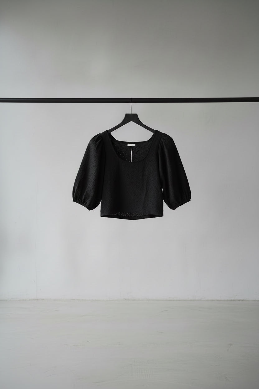 OUTRYT Black Eyelet Puff Sleeve Crop Top