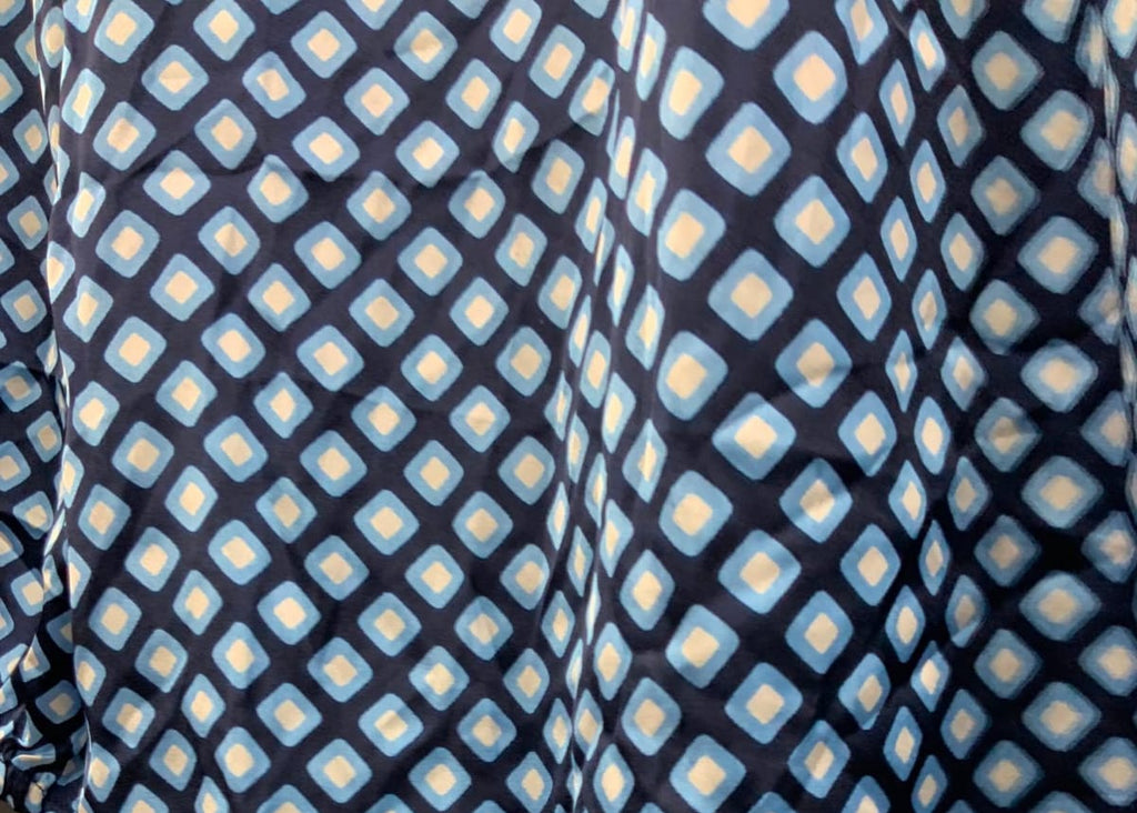 Women's Blue Geometric Print Long Sleeve Blouse