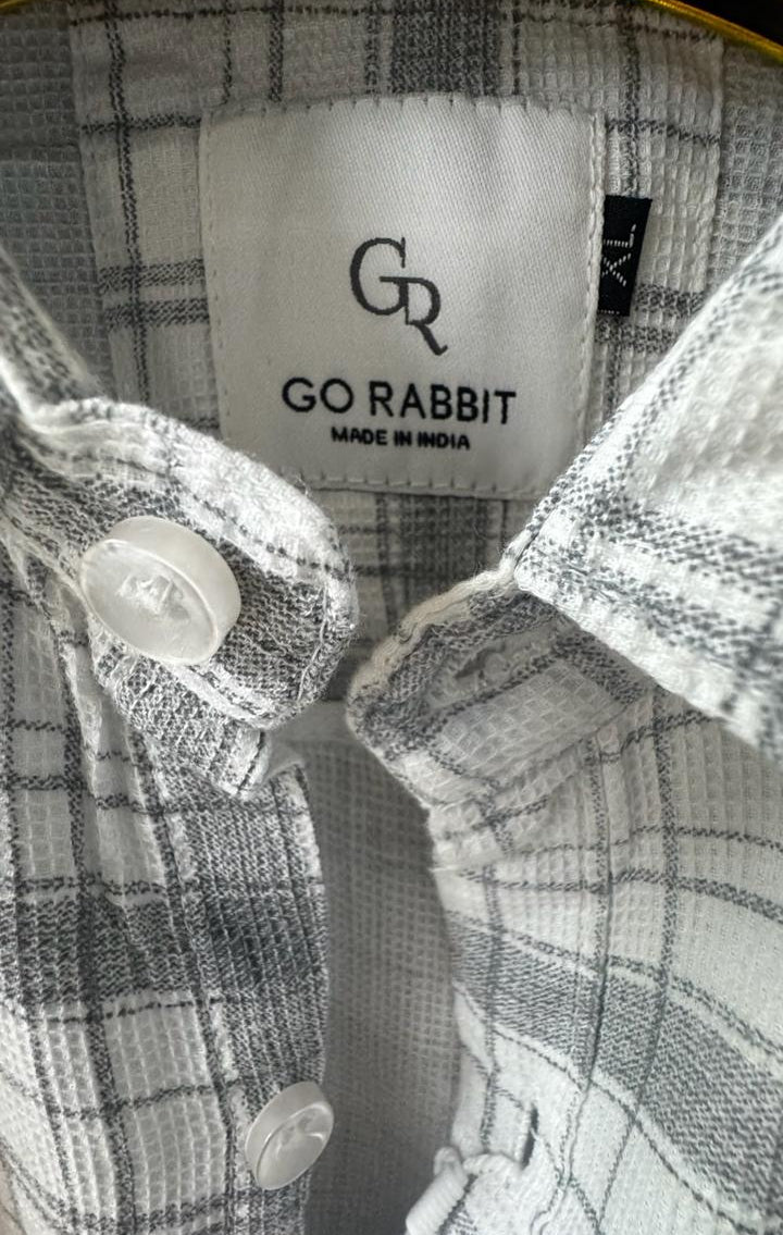 Go Rabbit Men's White & Grey Plaid Waffle Knit Casual Shirt