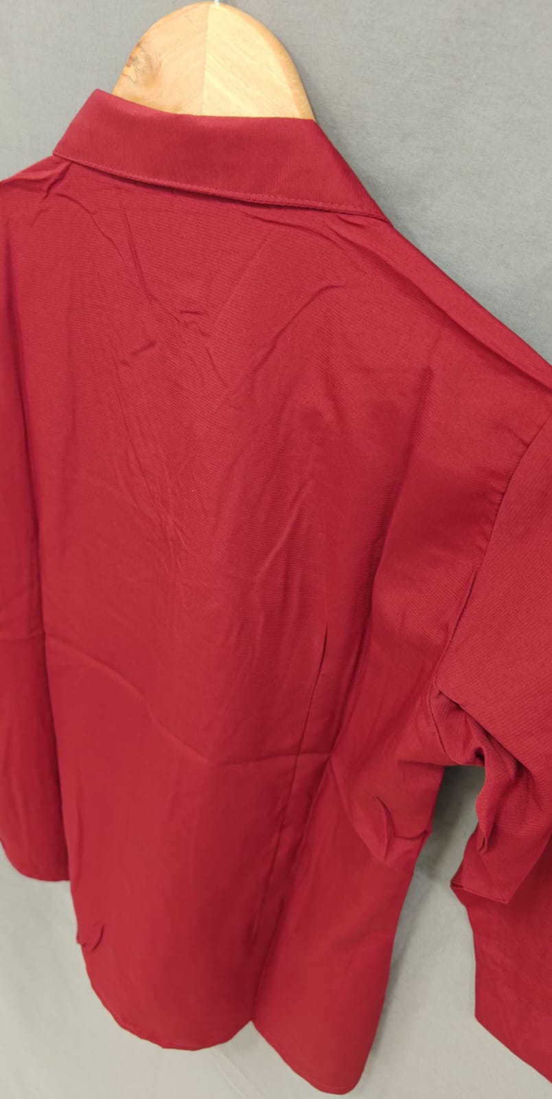 Women's Red 3/4 Sleeve Collared Shirt