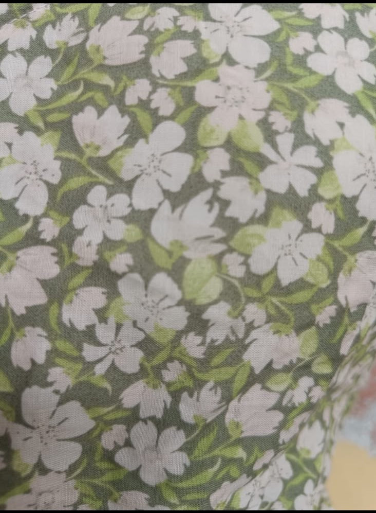 Women's Green and White Floral Print Sleeveless A-Line Top