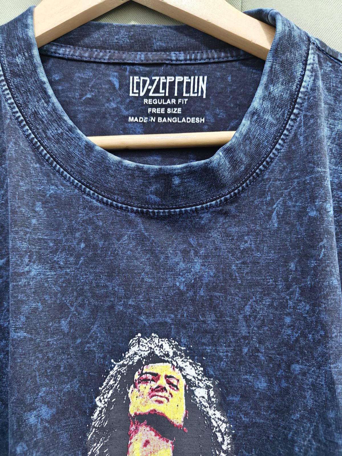 Led Zeppelin Graphic Print Acid Wash T-Shirt