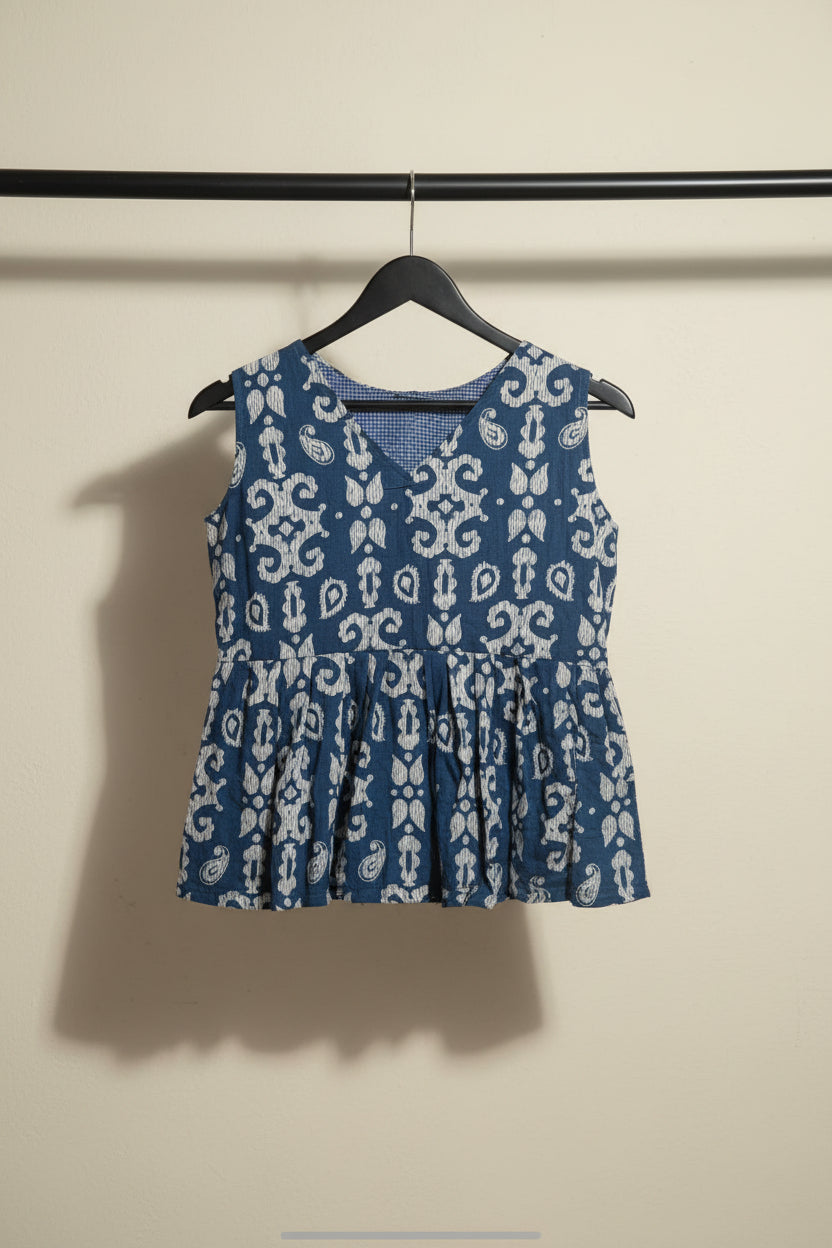 Women's Blue & Off-White Printed Sleeveless Peplum Top