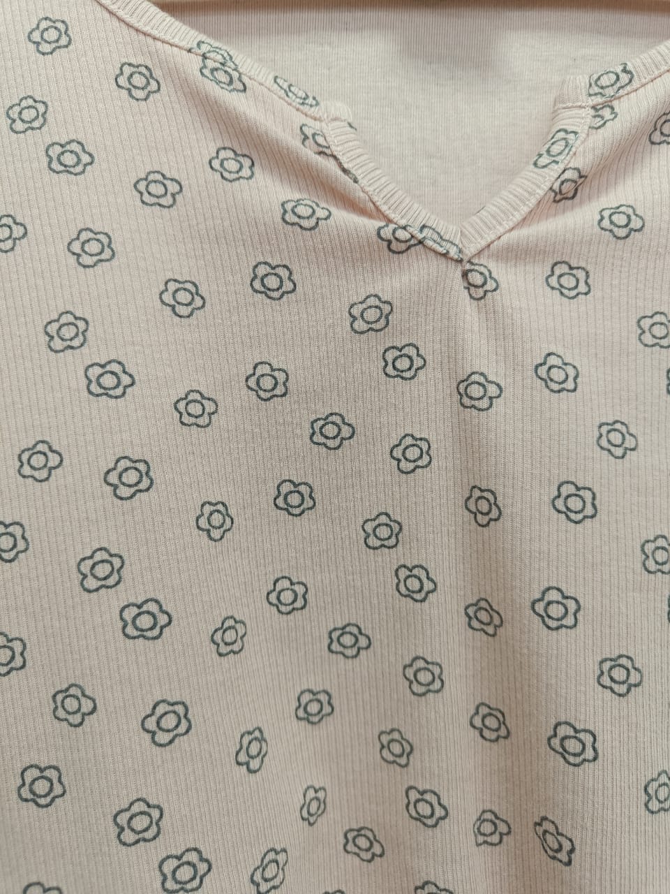 H&M Pink Floral Ribbed V-Neck Crop Top with Lettuce Trim
