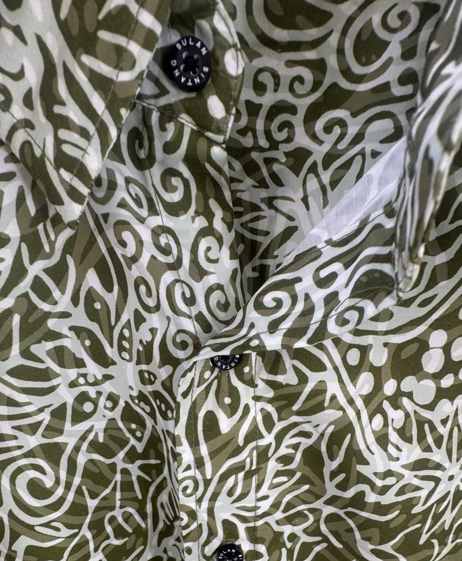 Bulan Men's Green & White Leaf Print Short Sleeve Button-Up Shirt