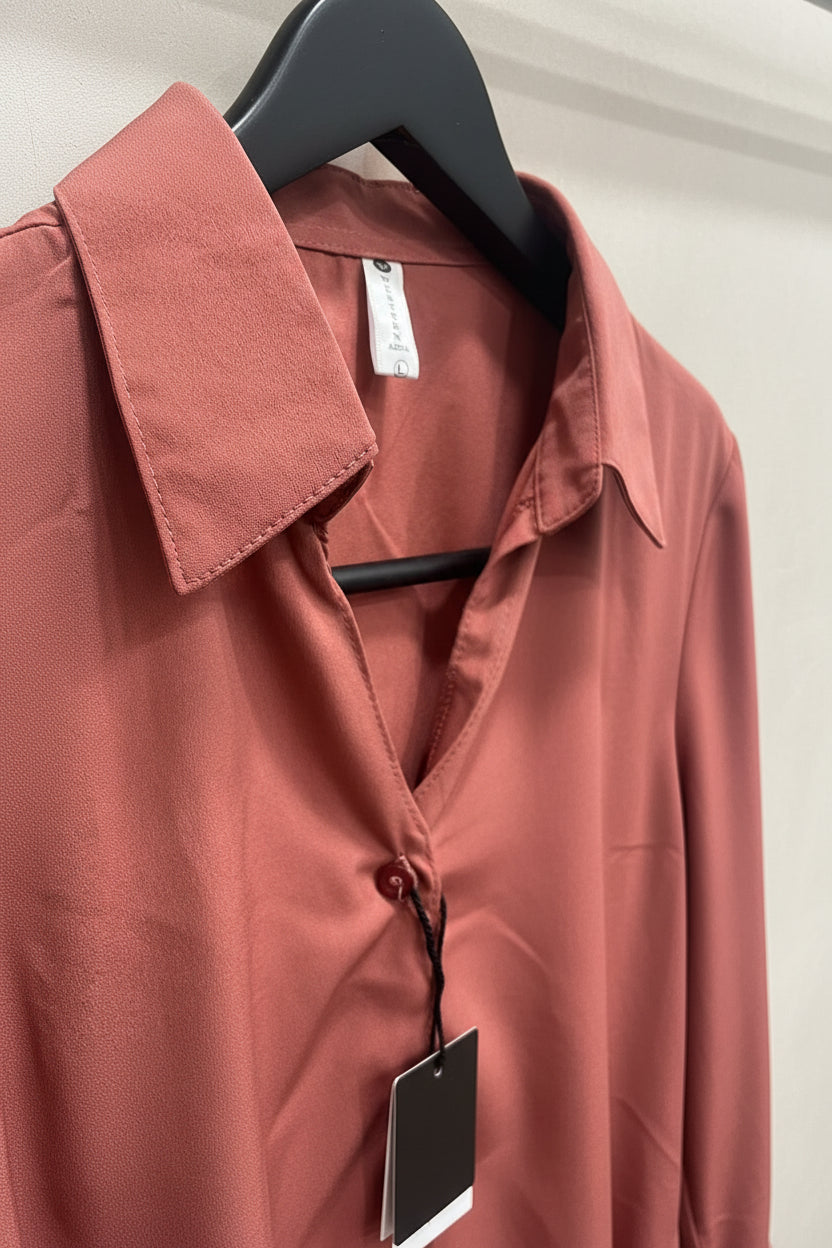 Western Adda Women's Rust Collared 3/4 Sleeve Button-Front Top