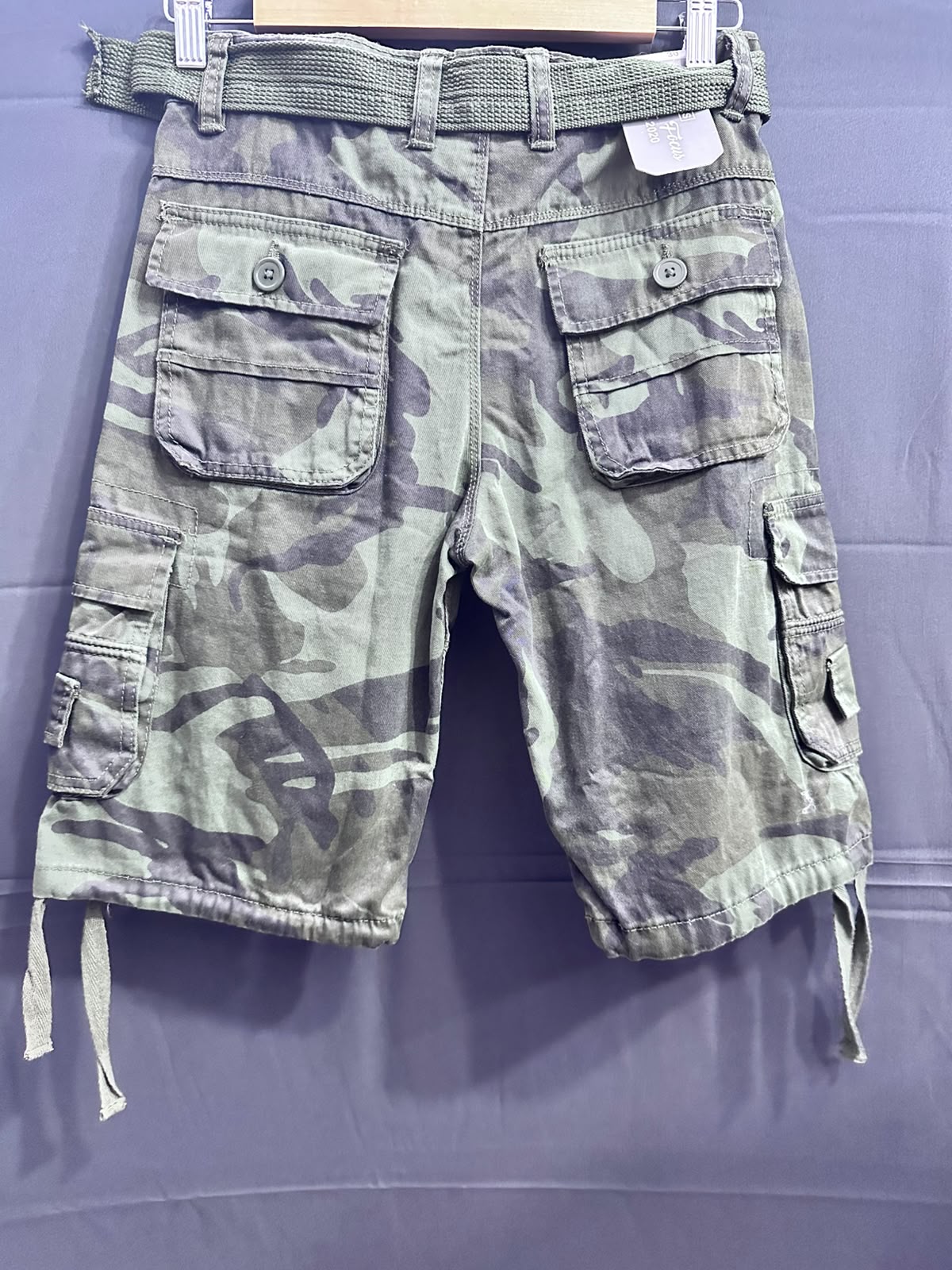 Men's Camouflage Cargo Shorts with Belt - Style & Focus