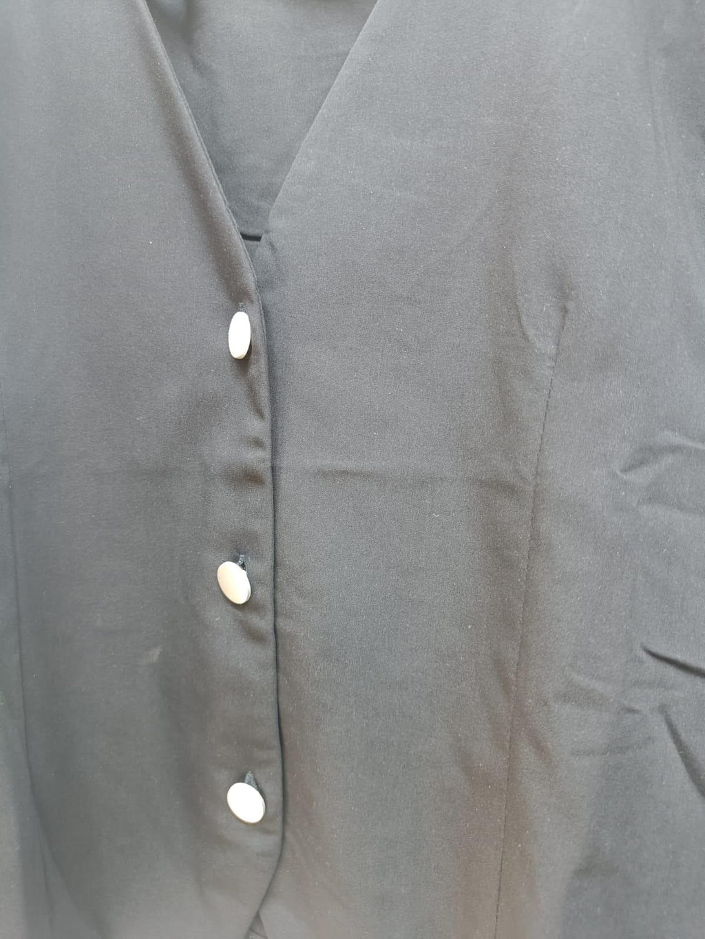 Lyt. DESIGNER Black Sleeveless V-Neck Button-Front Vest