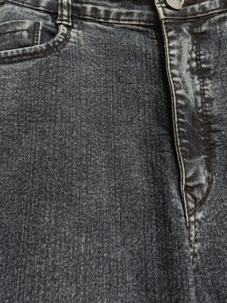 F&G Jeans Women's Charcoal Straight Leg Denim Jeans