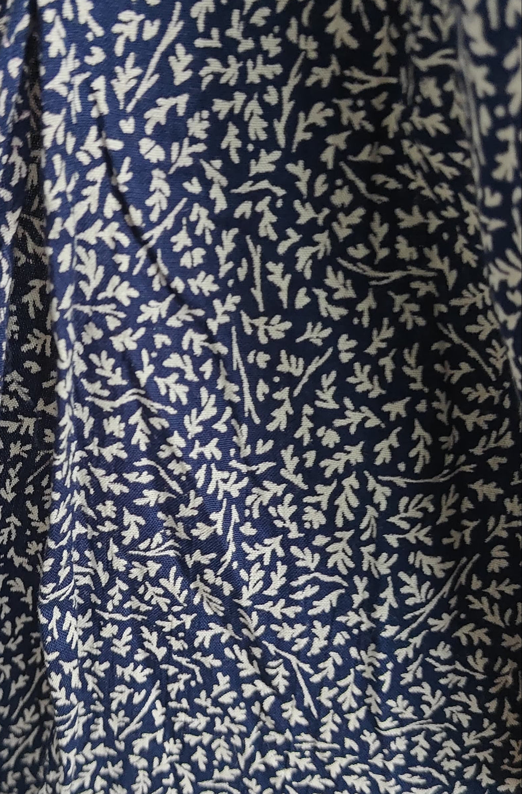 Forever 21 Women's Navy Blue Floral Print Fit and Flare Cami Dress