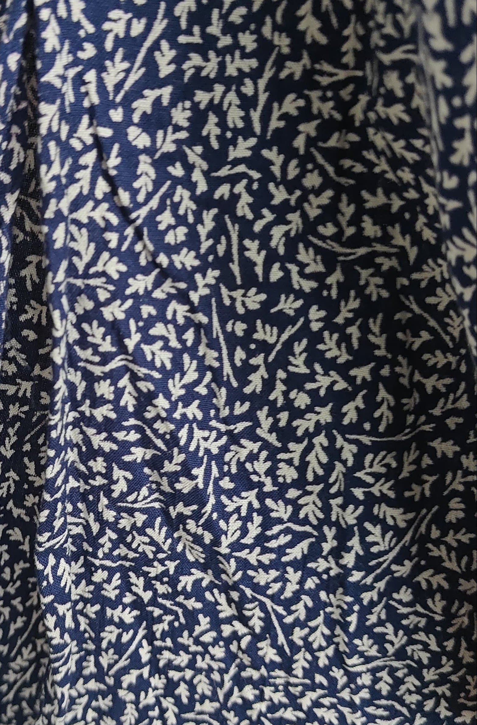 Forever 21 Women's Navy Blue Floral Print Fit and Flare Cami Dress