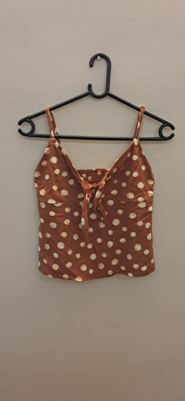 Forever 21 Women's Brown Polka Dot Smocked Tie-Front Crop Top