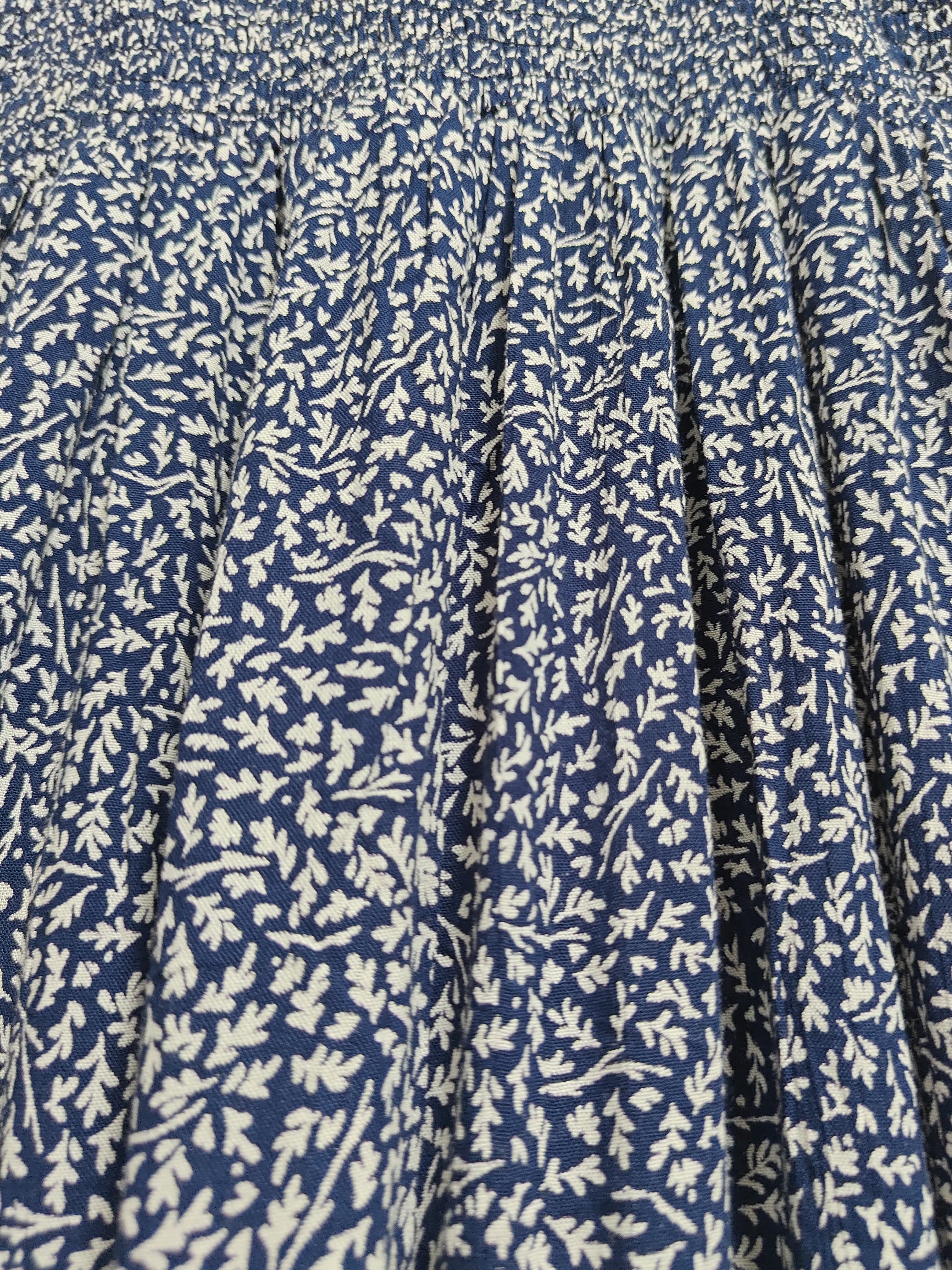 Forever 21 Women's Navy Blue Floral Print Fit and Flare Cami Dress